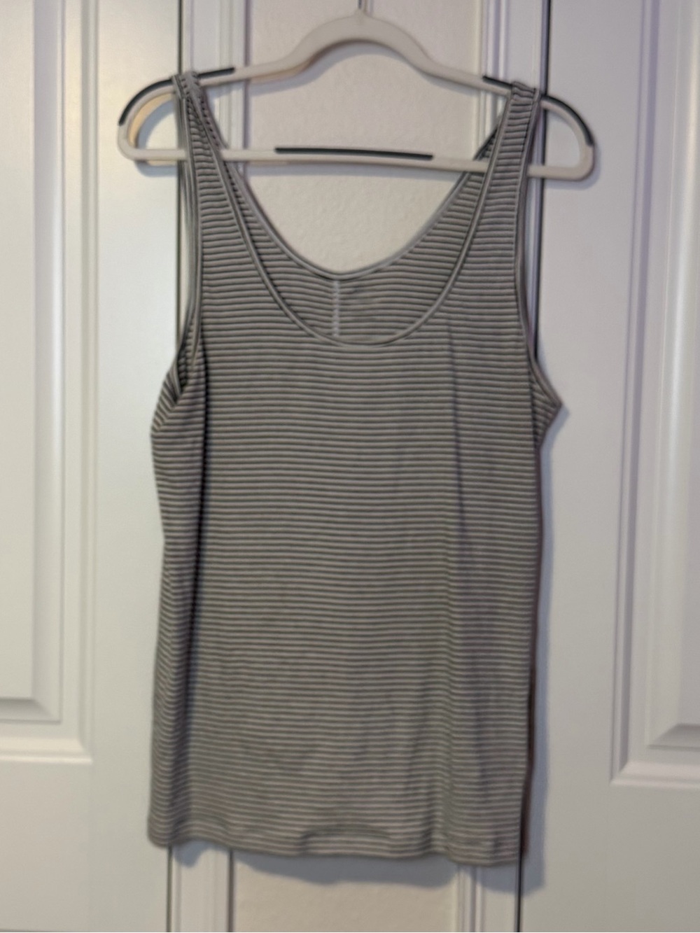 Old Navy Gray and White Striped Scoop Tank Top